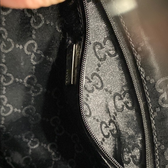 Brown and Black Shoulder Bag with Iconic Design - Picture 10 of 12